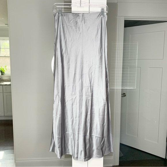 NWT Madewell Satin Maxi Slip Skirt Dusk Grey - Picture 2 of 6